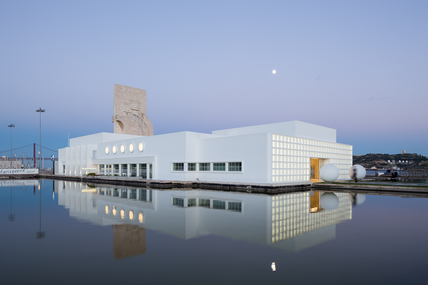 Espaço Espelho de Água