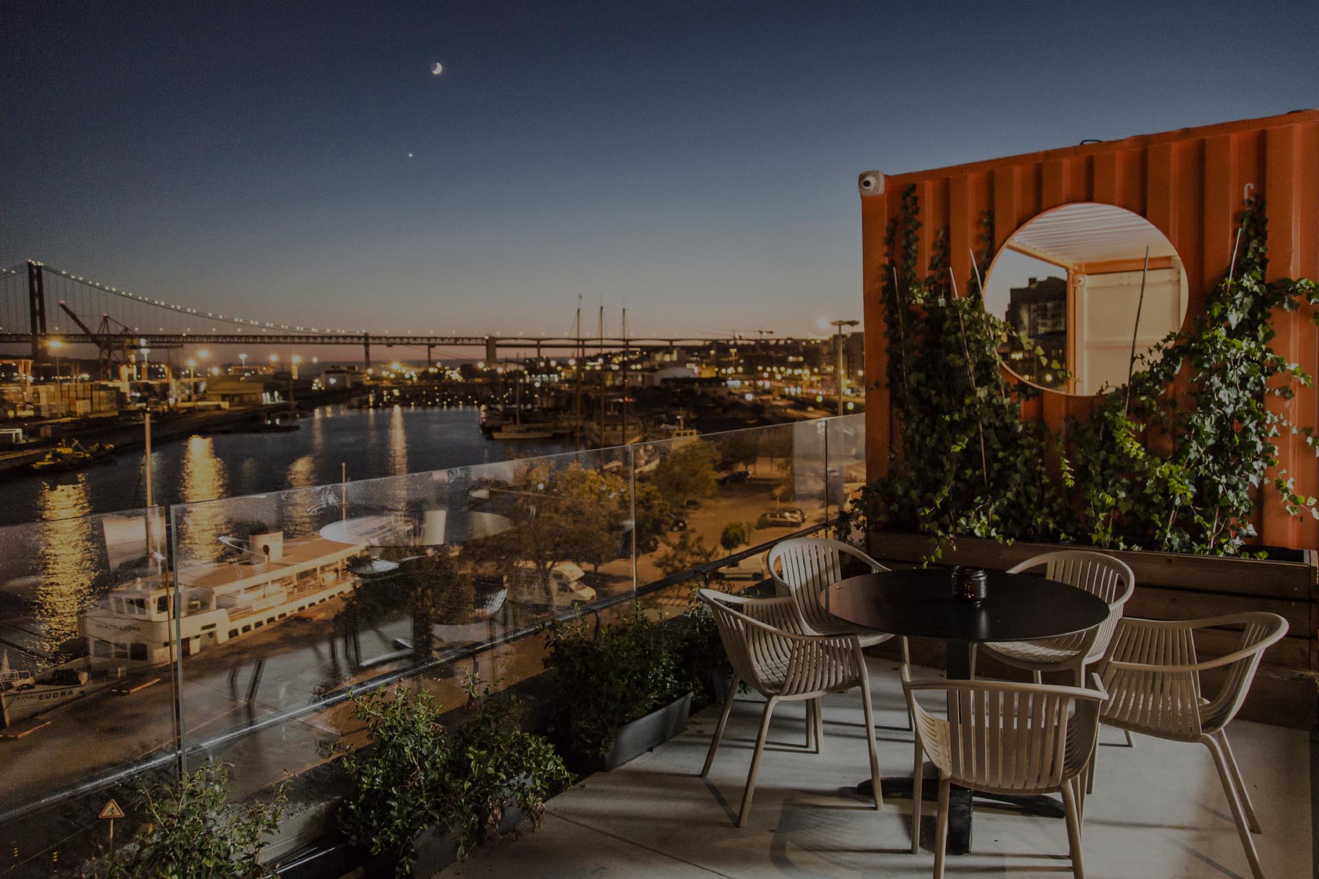 ŌKAH Restaurant & Rooftop